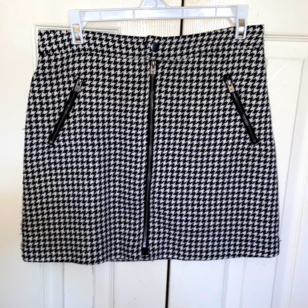 Hollister skirt